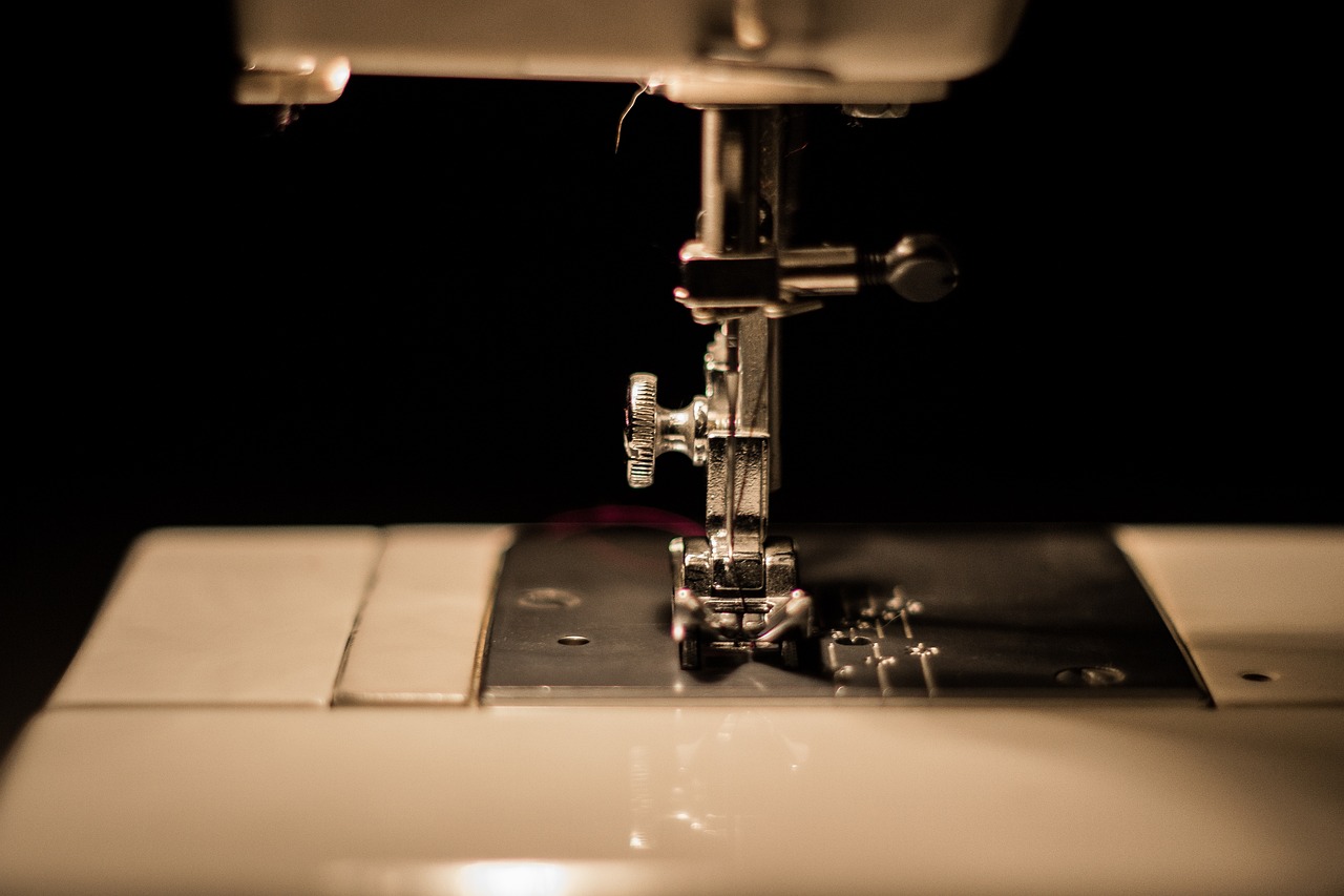 sew-3985575_1280
